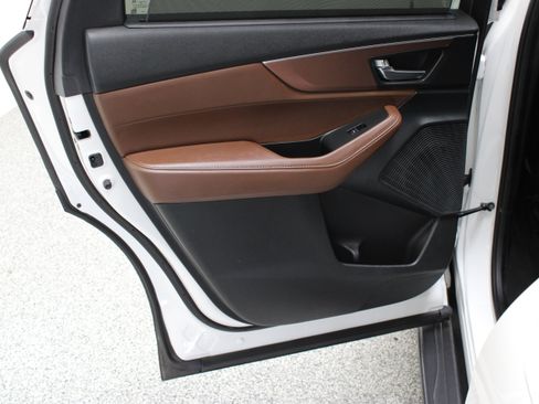 Used 2024 Acura MDX SH-AWD w/ Technology Package image 29