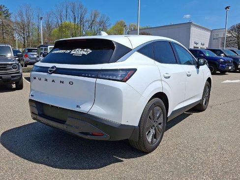 Certified 2025 Nissan Murano SL w/ Cargo Package AWD/4WD image 8