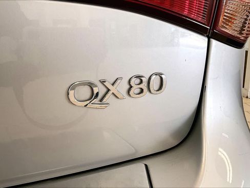 Used 2017 INFINITI QX80 2WD w/ Deluxe Technology Package image 9