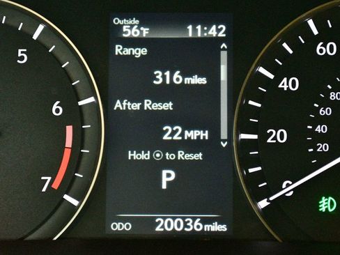 Used 2022 Lexus RX 350L Luxury w/ Accessory Package (Z1) image 57