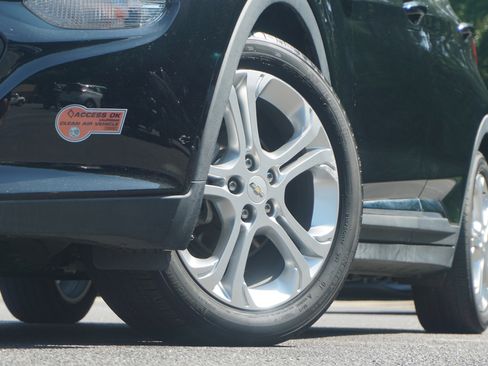 Used 2020 Chevrolet Bolt LT image 31