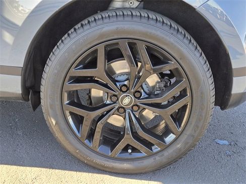 Used 2023 Land Rover Range Rover Evoque S image 9