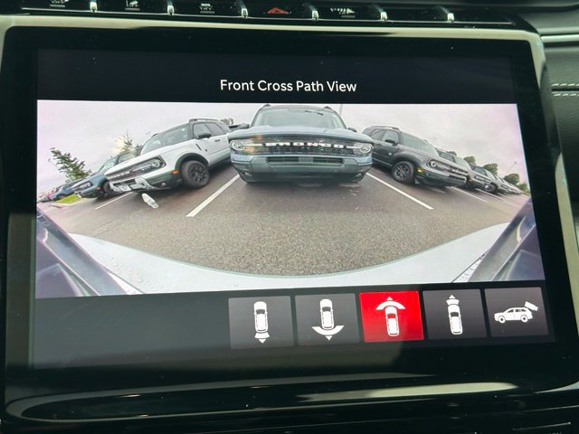 Used 2023 Jeep Grand Cherokee Limited w/ Luxury Tech Group II AWD/4WD image 32