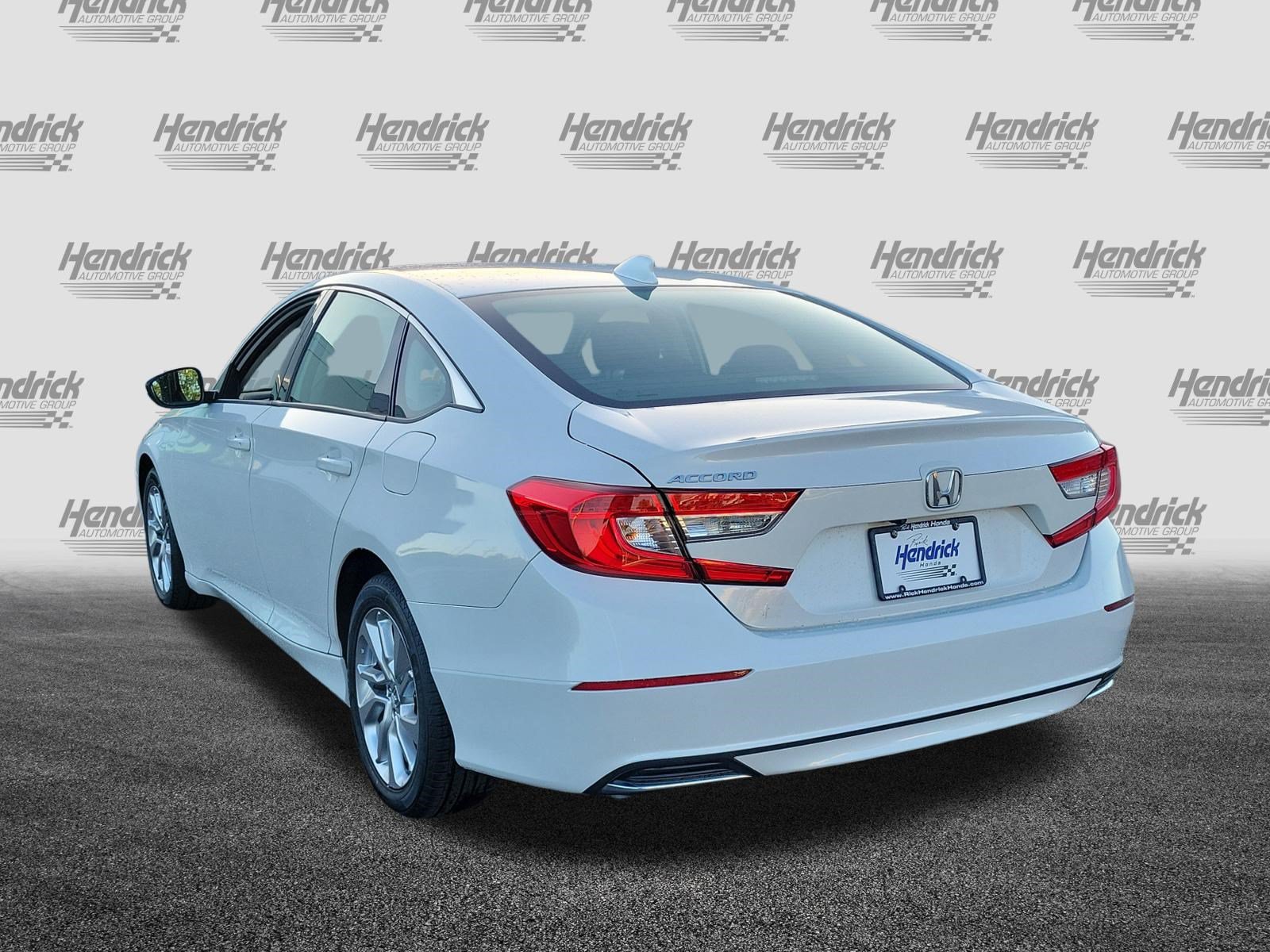 Used 2018 Honda Accord LX image 5