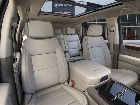 New 2026 GMC Yukon Denali w/ Denali Reserve Package image 16