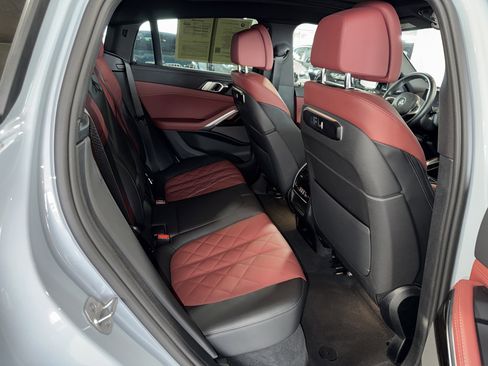 Certified 2025 BMW X6 xDrive40i image 12