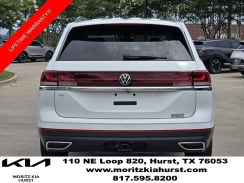 Used 2025 Volkswagen Atlas SE FWD image 13