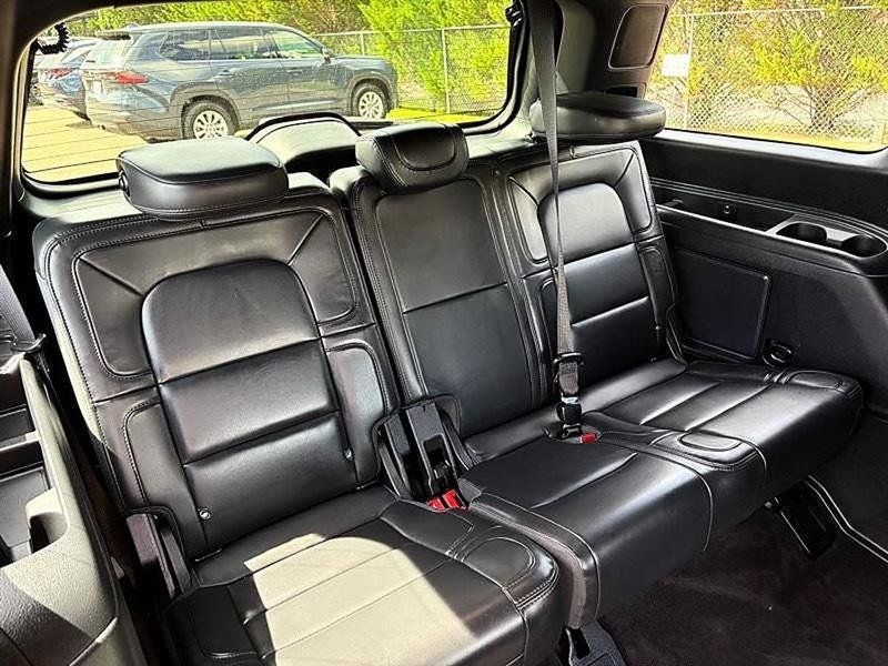 Used 2022 Lincoln Navigator Reserve AWD/4WD image 52