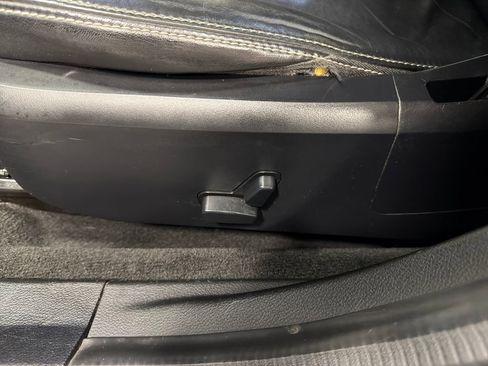 Used 2012 Chrysler 200 Limited FWD image 24