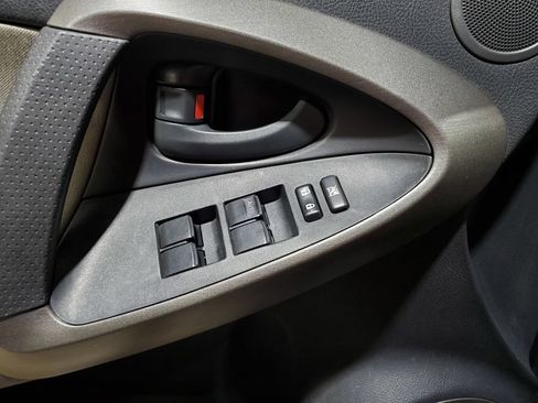 Used 2009 Toyota RAV4 2WD V6 image 30