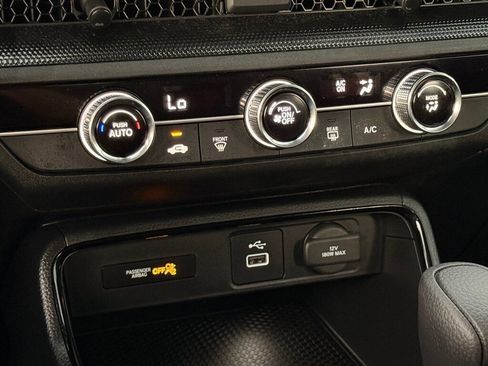 Used 2024 Honda CR-V LX image 23