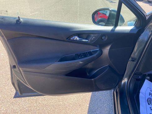 Used 2017 Chevrolet Cruze LT w/ Convenience Package image 23