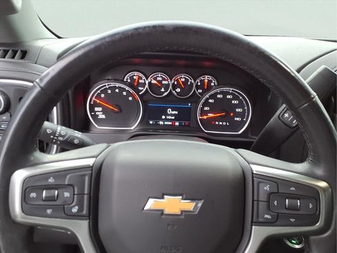 Used 2021 Chevrolet Silverado 1500 LT image 22