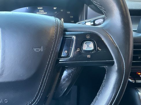 Used 2024 Lincoln Aviator AWD image 20