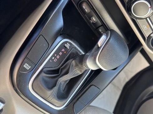 Used 2020 Kia Soul LX image 19