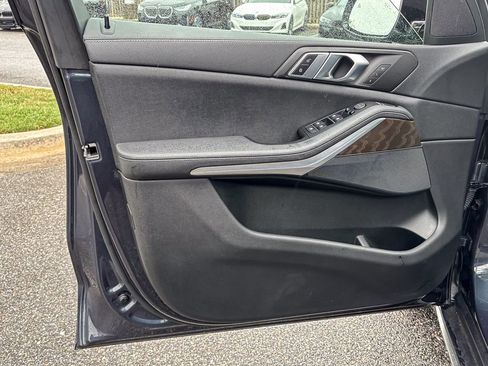 Certified 2022 BMW X5 xDrive40i w/ Premium Package image 12