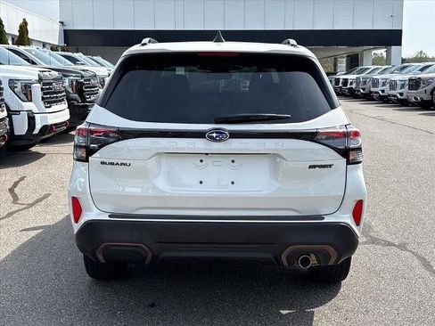 Used 2025 Subaru Forester Sport w/ Popular Package #1 AWD/4WD image 5