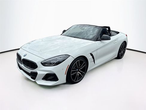 Used 2023 BMW Z4 sDrive30i w/ Premium Package image 3