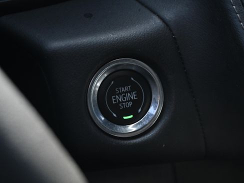 Used 2023 Chevrolet Tahoe Z71 w/ Luxury Package image 21