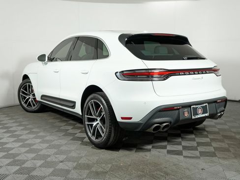Certified 2023 Porsche Macan S image 3