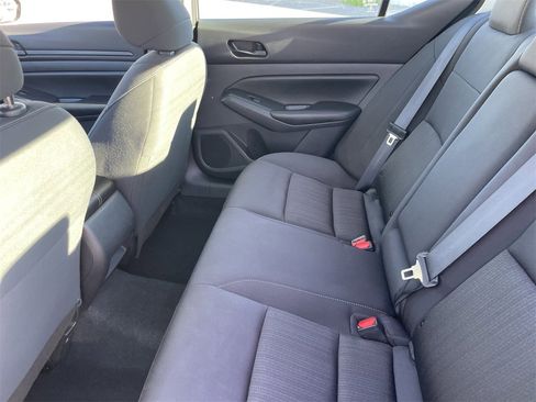 Used 2023 Nissan Altima 2.5 S image 12