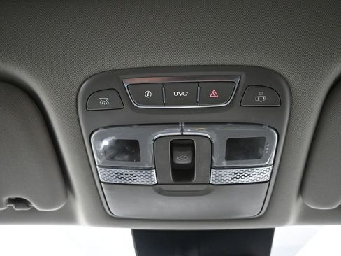 Certified 2022 Kia Telluride S image 17