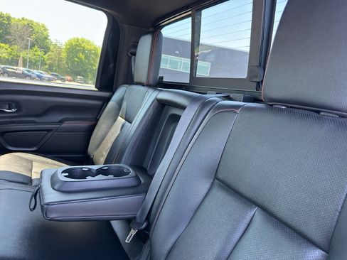 Used 2023 Nissan Titan PRO-4X w/ Pro-4x Convenience Package AWD/4WD image 34