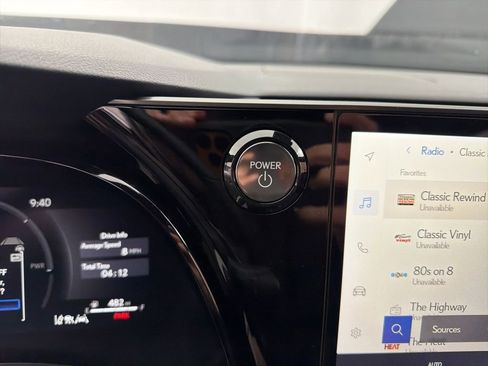 New 2026 Lexus RX 450h AWD image 15