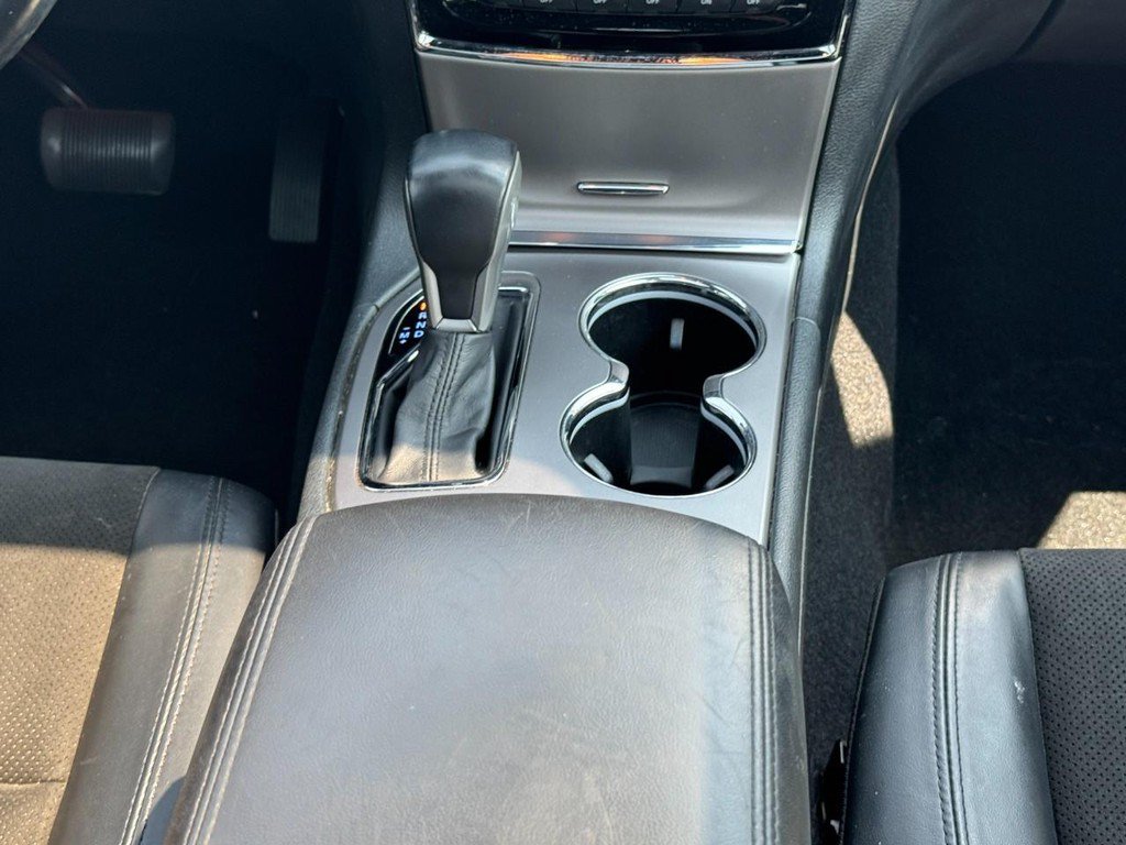 Used 2020 Jeep Grand Cherokee Altitude AWD/4WD image 15
