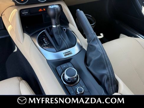 New 2026 MAZDA MX-5 Miata RF Grand Touring w/ Weather Package RWD image 26