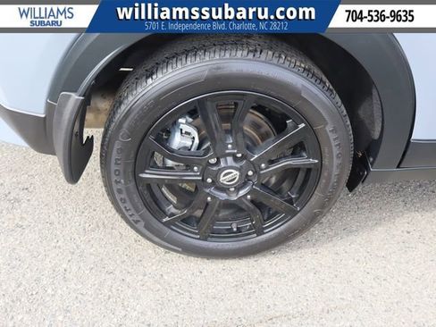 Used 2021 Nissan Kicks SR image 39