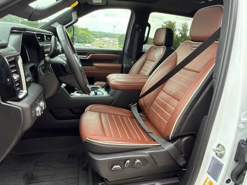 Used 2025 GMC Sierra 2500 Denali Ultimate AWD/4WD image 25