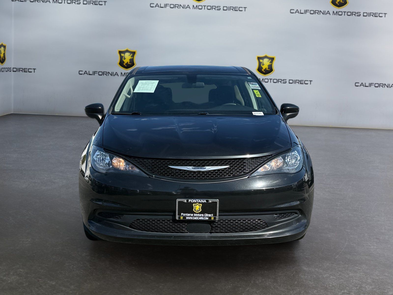 Used 2022 Chrysler Voyager LX FWD image 8