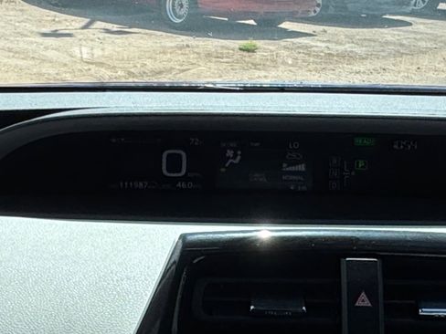 Used 2017 Toyota Prius Two w/ Carpet Mat Package FWD image 14