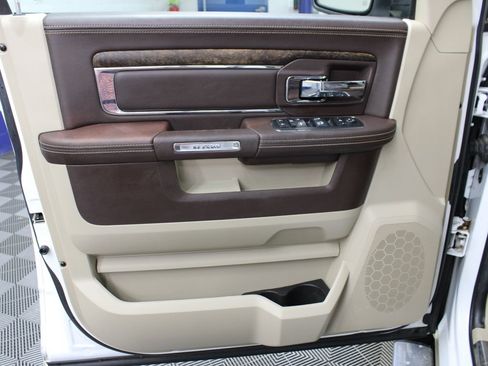Used 2014 RAM 1500 Laramie Longhorn w/ Convenience Group AWD/4WD image 61