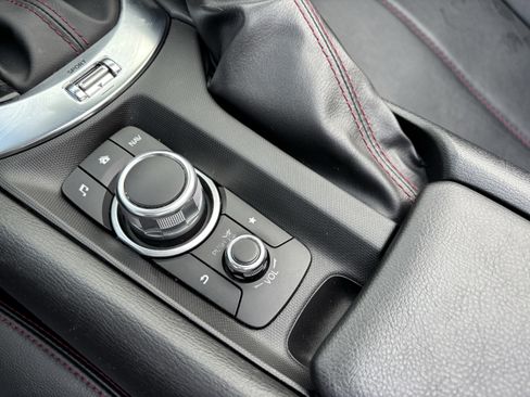 Used 2019 MAZDA MX-5 Miata RF Grand Touring image 26