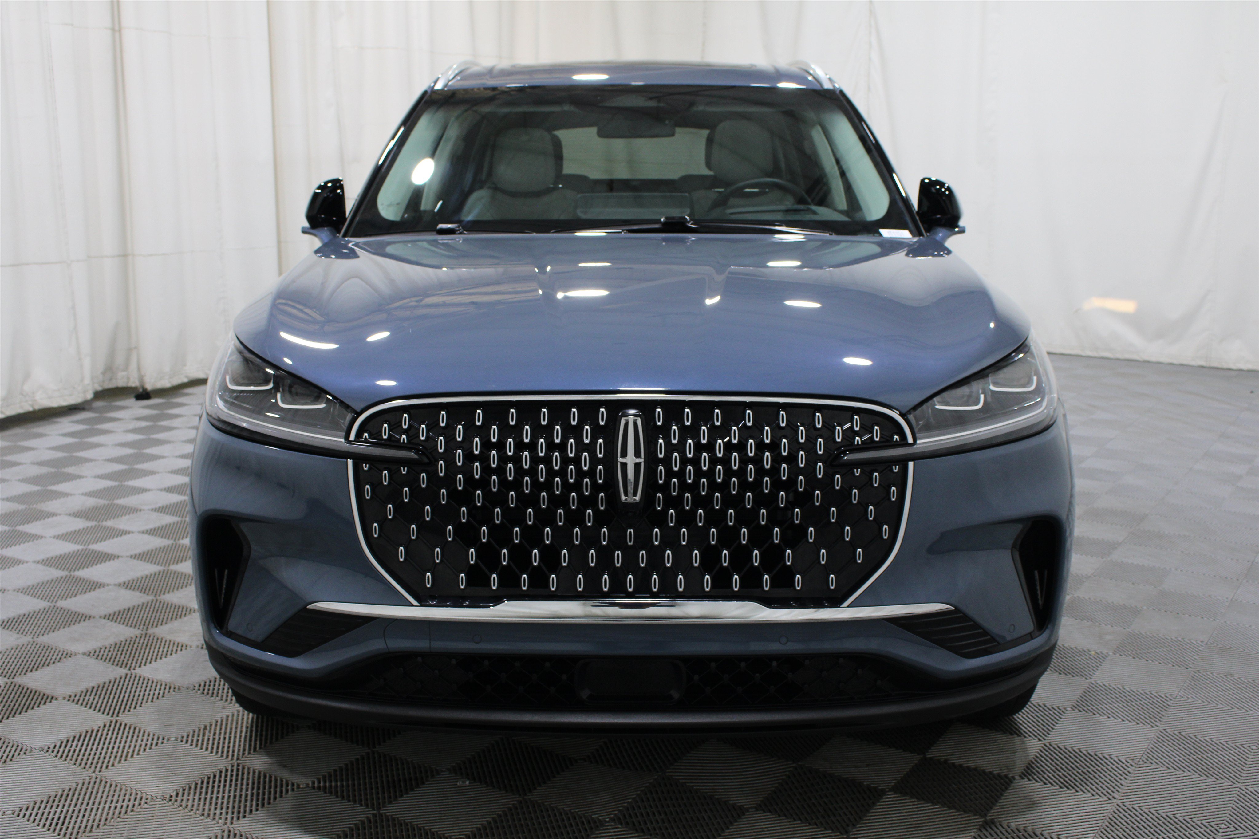 Used 2025 Lincoln Aviator Reserve w/ Equipment Group 201A AWD/4WD image 40