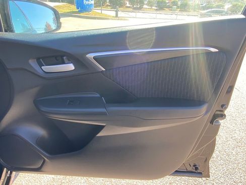 Used 2019 Honda Fit EX image 14