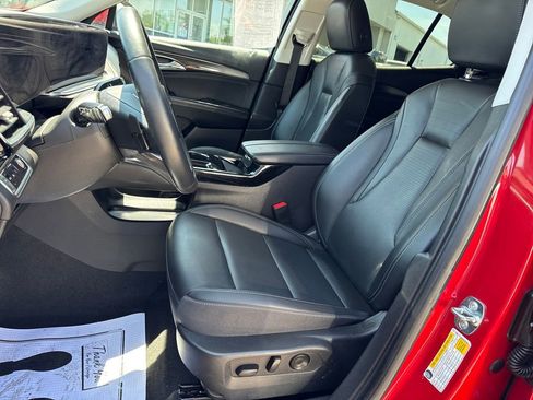 Used 2025 Buick Envision Preferred AWD/4WD image 10