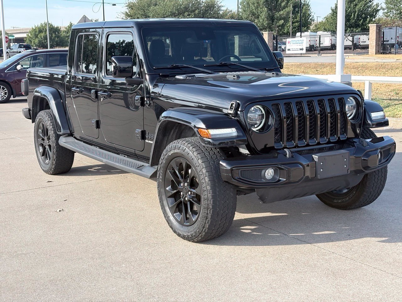 Used 2022 Jeep Gladiator Overland AWD/4WD image 1