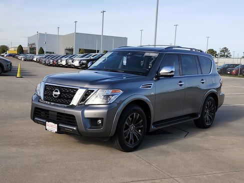 Used 2020 Nissan Armada Platinum w/ Captain's Chairs Package image 3
