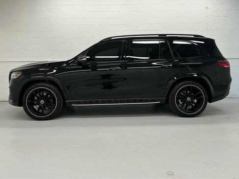 Used 2024 Mercedes-Benz GLS 450 4MATIC image 3