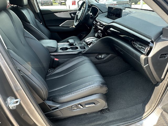 Used 2023 Acura MDX FWD image 10