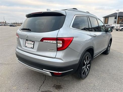 Used 2020 Honda Pilot Touring image 13