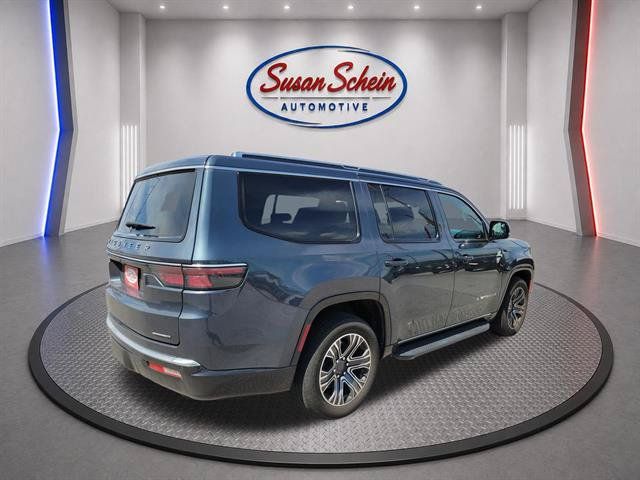 Used 2024 Jeep Wagoneer Series II w/ Flexible Seating Group AWD/4WD image 5