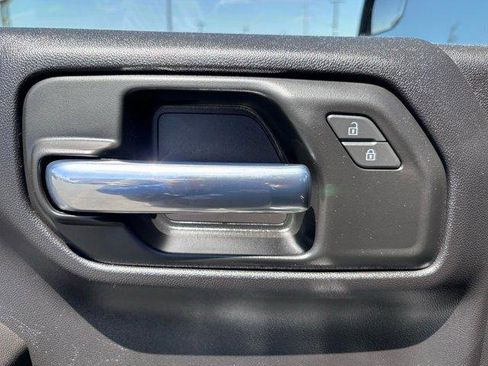 Used 2025 Chevrolet Silverado 1500 Custom RWD image 18