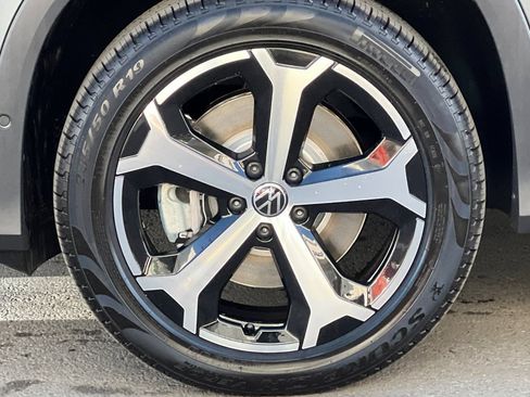 New 2026 Volkswagen Tiguan SE AWD/4WD image 24