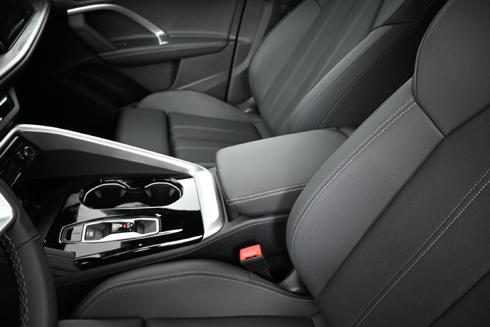 New 2026 Audi Q5 Premium Plus AWD/4WD image 9