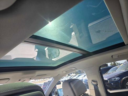 Certified 2025 Audi Q3 2.0T Premium Plus w/ Premium Plus Package image 21