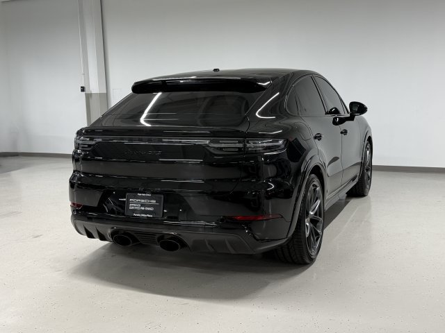 Certified 2023 Porsche Cayenne GTS AWD/4WD image 8